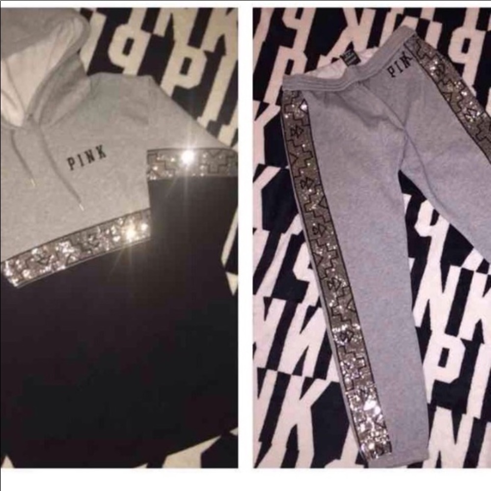 ISO BOTH PIECES SIZE LARGE!!!! VS PINK